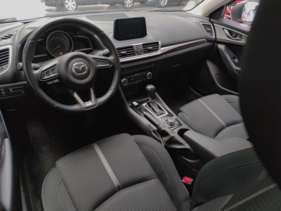Mazda 3 1.5 AT (120 л.с.)