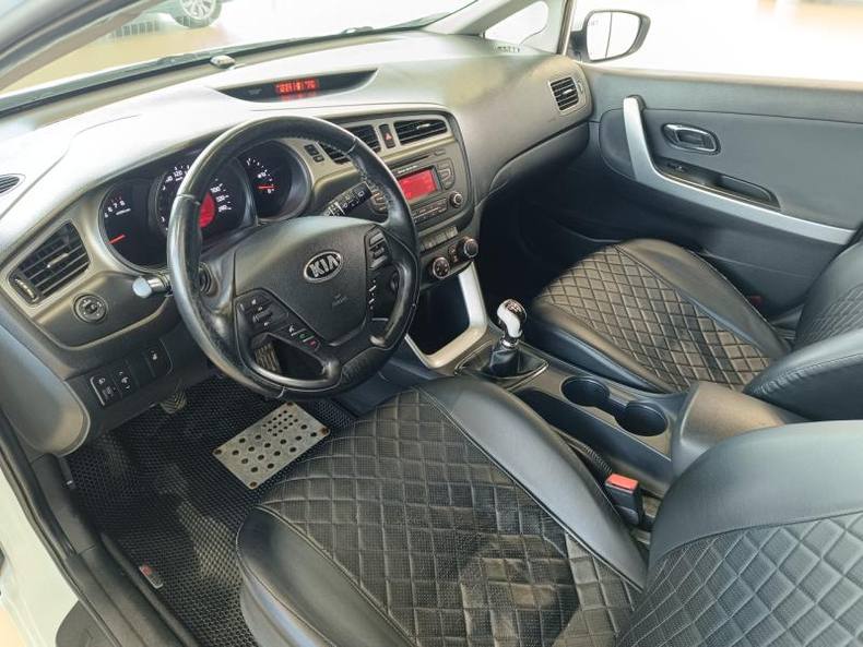 Kia 1.4 MT FWD (100 л.с.) Comfort Твоё авто (Киров)