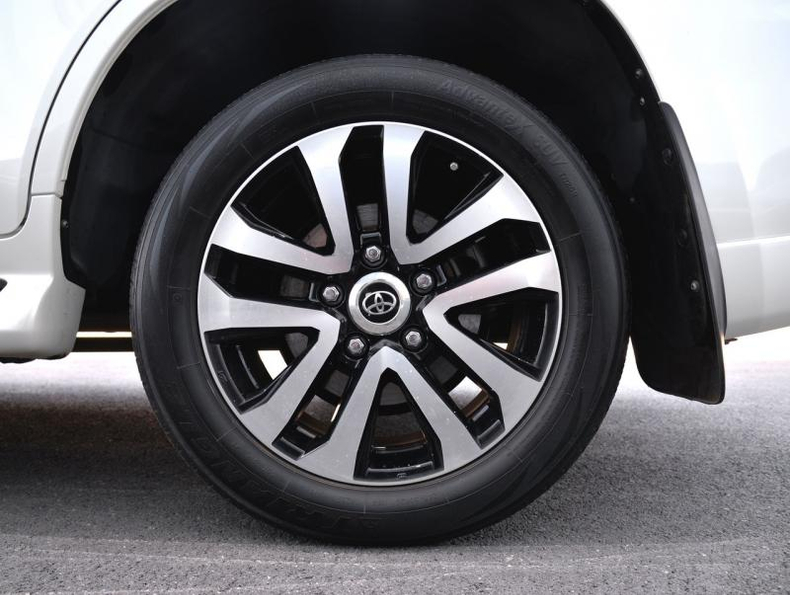 Toyota 4.6 AT (309 л. с.) Executive Lounge Автомобили с пробегом Шымкент  