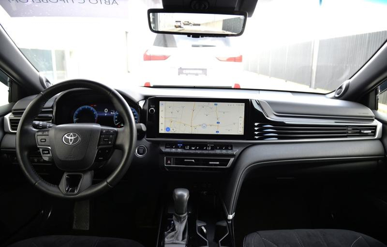 Toyota Camry 2.5 8AT FWD (204 л.с.) Люкс Автомобили с пробегом Шымкент  