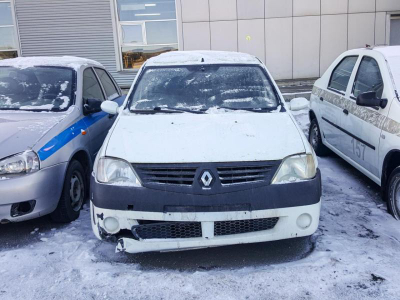 Renault Logan 1.6 MT (87 л. с.)