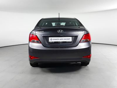 Hyundai Solaris 1.4 MT (107 л. с.)