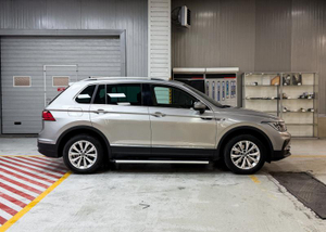 Volkswagen Tiguan 1.4 6AT FWD (150 л.с.) TSI R-Line ORBIS AUTO г. Алматы