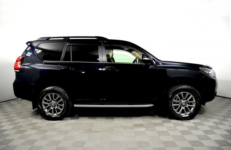 Toyota Land Cruiser Prado 4.0 AT (249 л.с.) 4WD Люкс Safety (7 мест) Автомобили с пробегом Шымкент  