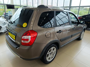 LADA (ВАЗ) Kalina Cross 1.6 MT FWD (87 л.с.) Comfort Твоё авто (Киров)