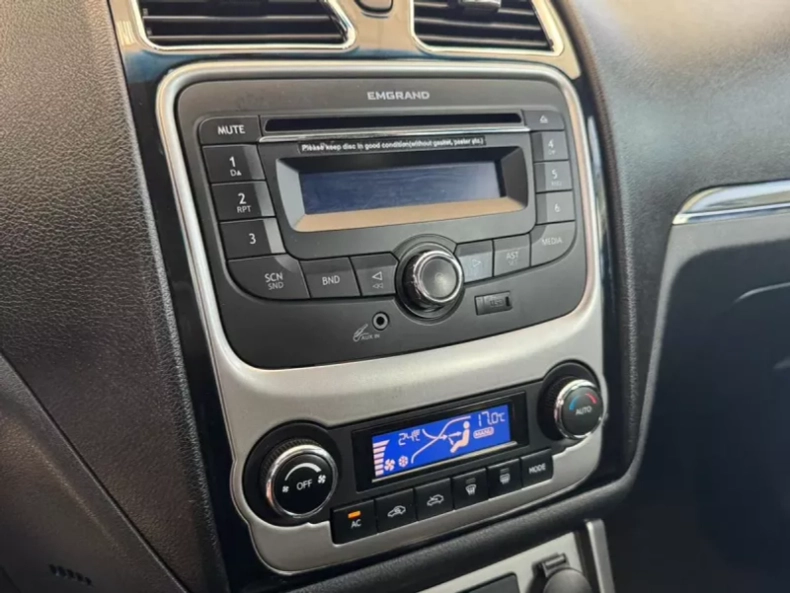 Geely 1.8 CVT (126 л. с.) Авто Люкс KIA Севастополь