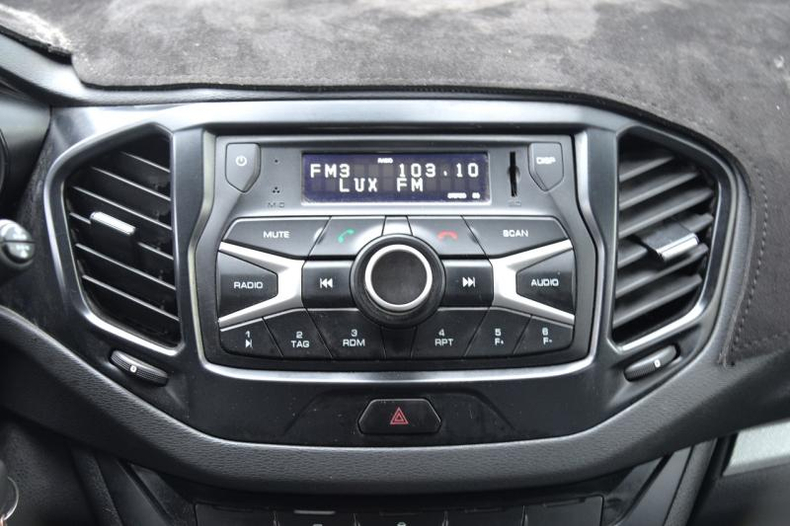 LADA (ВАЗ) Новая Vesta 1.6 CVT АТ (113 л.с.) Luxe Автомобили с пробегом Шымкент  