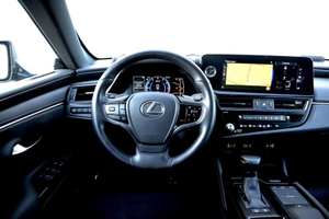 Lexus ES 250 AT (200 л.с.) Progressive Автомобили с пробегом Шымкент  