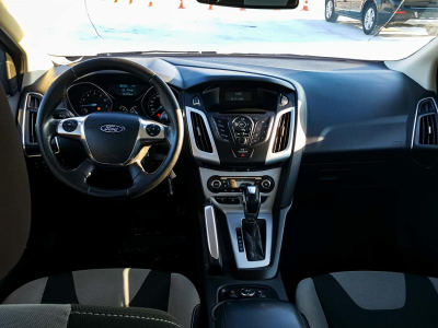 Ford Focus 1.6 PowerShift (105 л. с.)