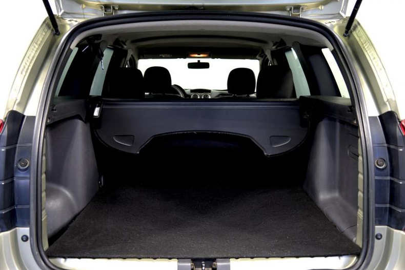 Renault 1.6 MT 4WD (114 л.с.) Автомобили с пробегом Шымкент  