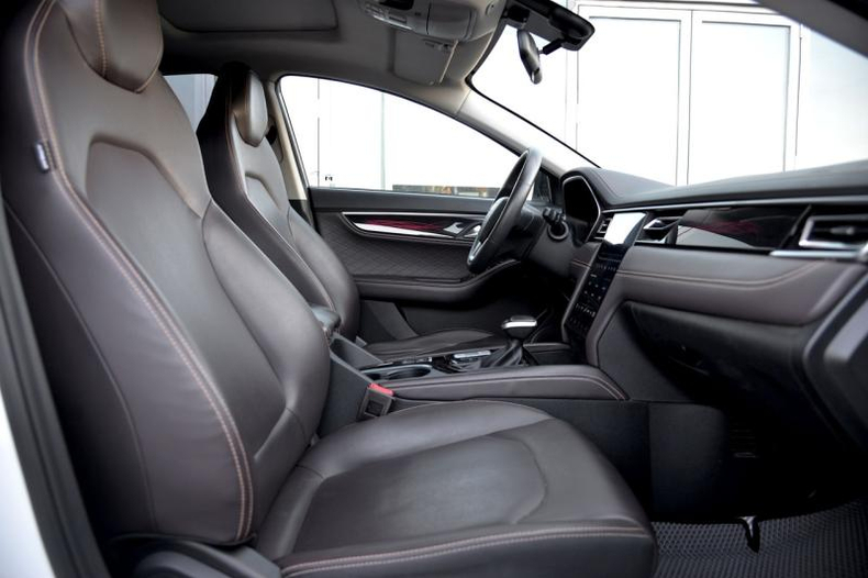 JAC J7 1.5 CVT FWD (136 л.с.) Luxury Автомобили с пробегом Шымкент  