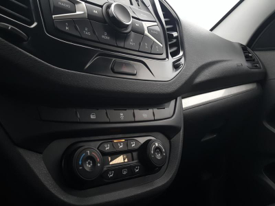 LADA Vesta SW 1.6 MT (106 л.с.)