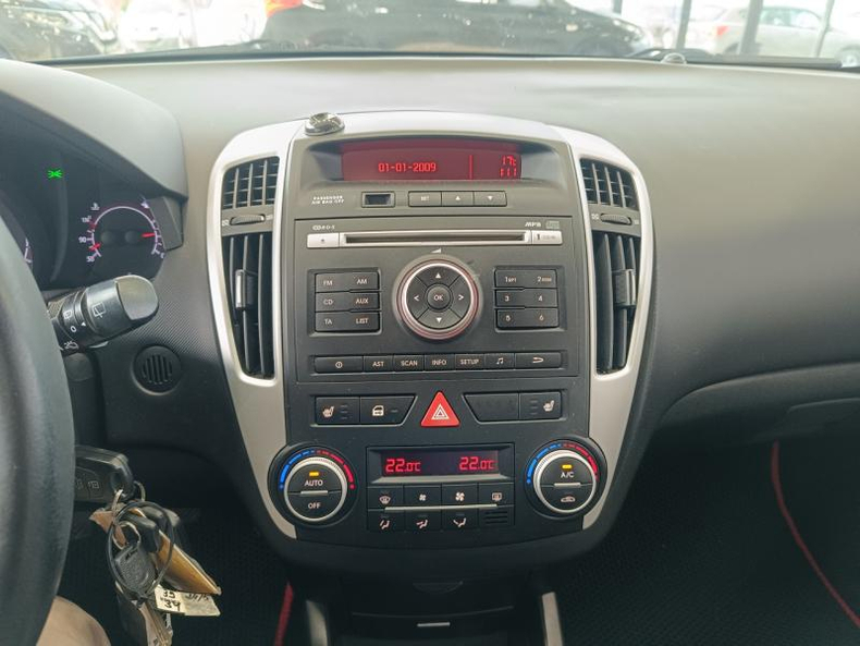Kia 1.6 MT FWD (122 л.с.) Твоё авто (Киров)