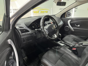 Renault 1.6 AT FWD (106 л.с.) Expression Твоё авто (Йошкар-Ола)