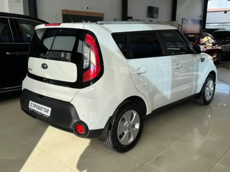 Kia Soul 1.6 AT (124 л.с.) Авто Люкс KIA Севастополь