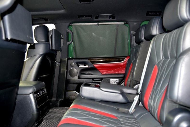 Lexus LX 5.7 AT 4WD (383 л.с.) 570 Black Vision II 5 м QB Автомобили с пробегом Шымкент  