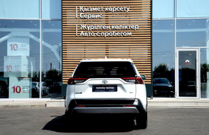 Toyota RAV4 2.0 CVT 4WD (148 л.с.) Комфорт Автомобили с пробегом Шымкент  