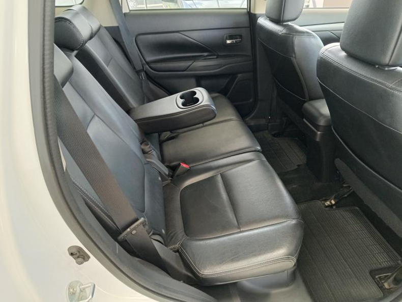 Mitsubishi 2.4 CVT 4WD (167 л.с.) Invite Твоё авто (Киров)