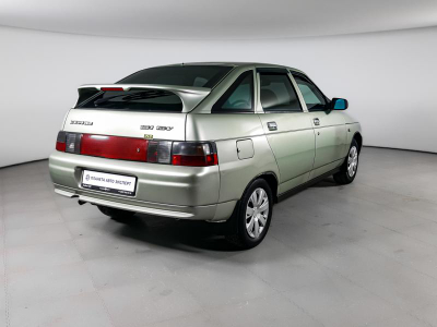 LADA 2112 1.6 MT (89 л. с.)