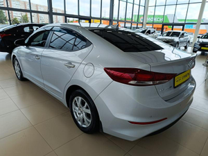 Hyundai Elantra 1.6 MT (128 л. с.) Comfort Твоё авто (Киров)