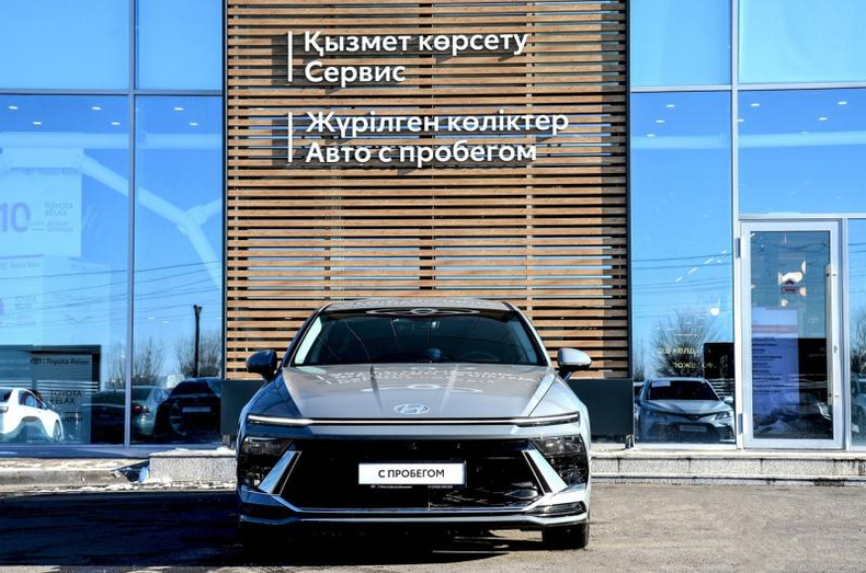 Hyundai Sonata 2.5 6AT FWD (180 л.с.) MPI High-Tech Автомобили с пробегом Шымкент  