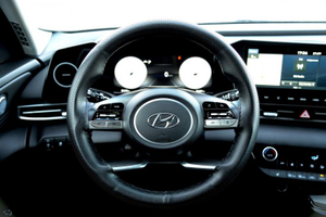 Hyundai Новая Elantra 2.0 6AT FWD (152 л.с.) Elegance Автомобили с пробегом Шымкент  