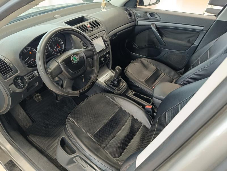 SKODA 1.6 MPI MT (102 л. с.) Ambition Твоё авто (Киров)