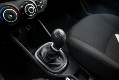 Kia Rio 1.4 MT (107 л. с.)