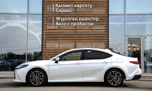 Toyota Camry 2.5 8AT FWD (204 л.с.) Люкс Автомобили с пробегом Шымкент  