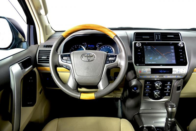Toyota Land Cruiser Prado 4.0 AT (249 л.с.) 4WD Люкс Safety (7 мест) Автомобили с пробегом Шымкент  