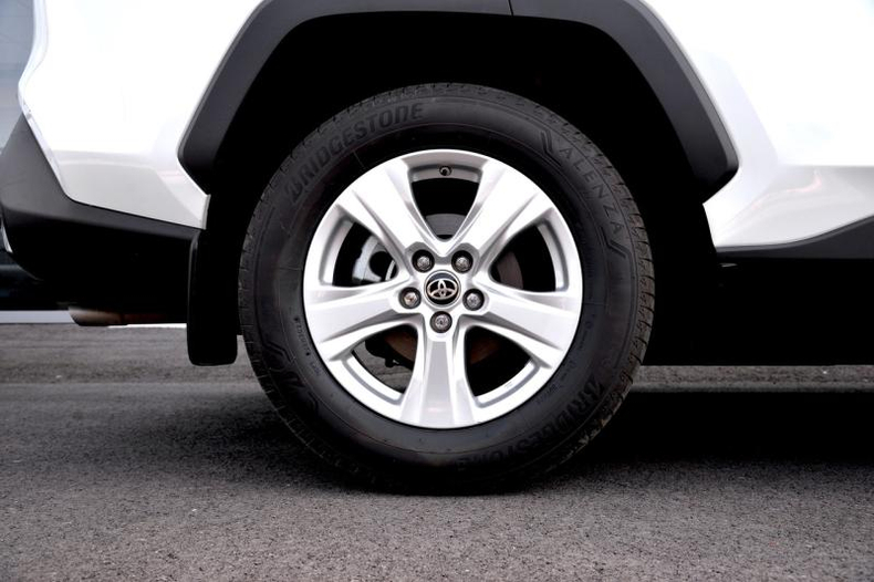 Toyota RAV4 2.0 CVT 4WD (148 л.с.) Комфорт Автомобили с пробегом Шымкент  