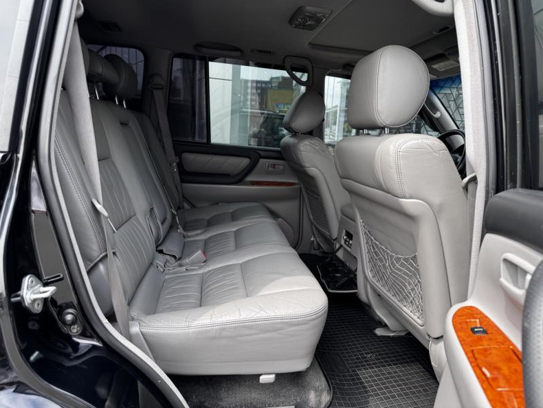 Toyota 4.2d AT 4WD (204 л.с.) TD Base <br>Тойота Центр Бишкек Бишкек