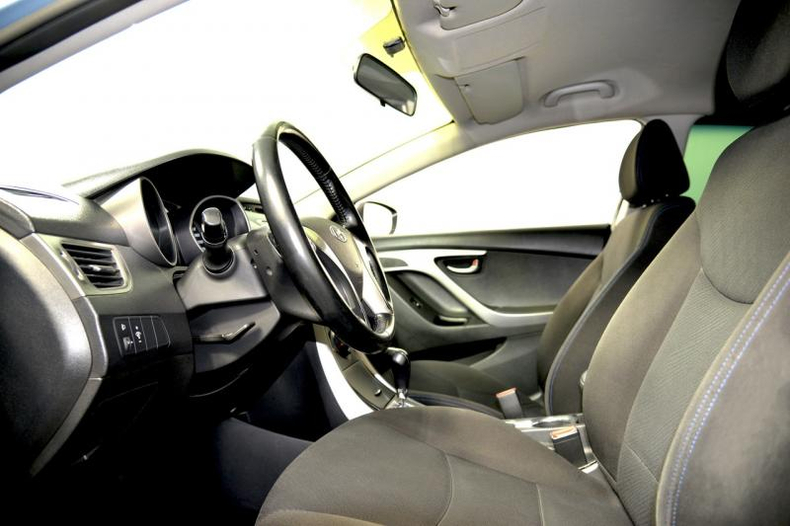 Hyundai 1.6 AT (132 л. с.) Автомобили с пробегом Шымкент  