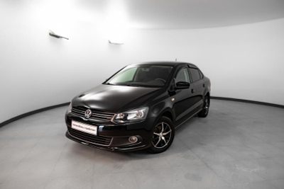 Volkswagen Polo 1.6 MT (105 л. с.)