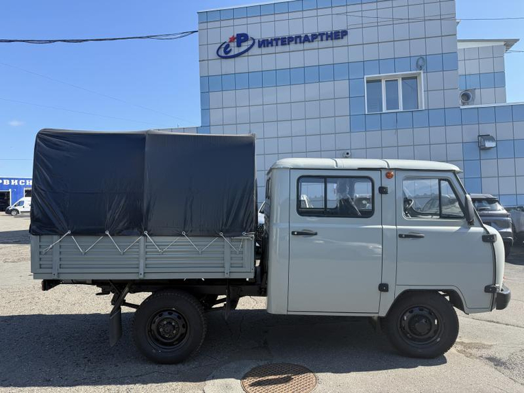 УАЗ Двухрядная кабина с бортом 2.7 Бензин 5МКП 4х4, ЕВРО-5 Стандарт без ABS Интерпартнер Ижевск
