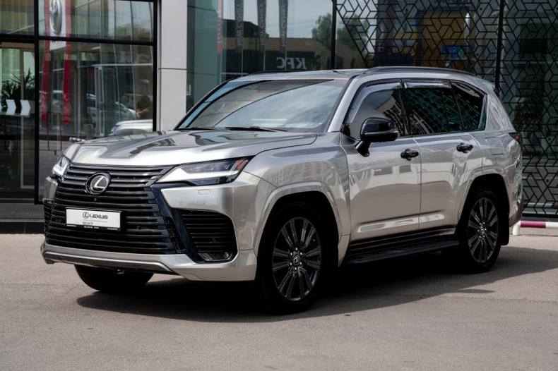 Lexus LX 3.5 AT 4WD (415 л.с.) LX600 VIP Black <br>Тойота Центр Бишкек Бишкек