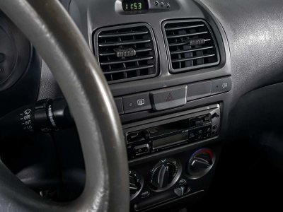 Hyundai Accent 1.5 MT (102 л. с.)