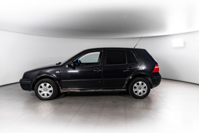 Volkswagen Golf 1.4 MT (75 л. с.)