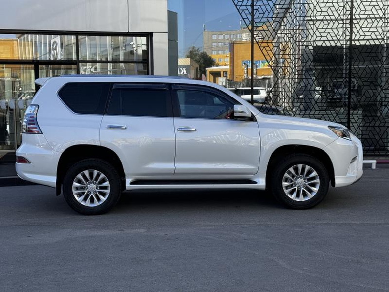 Lexus GX 460 AT AWD (7 мест) (296 л. с.) Premium 13 <br>Тойота Центр Бишкек Бишкек