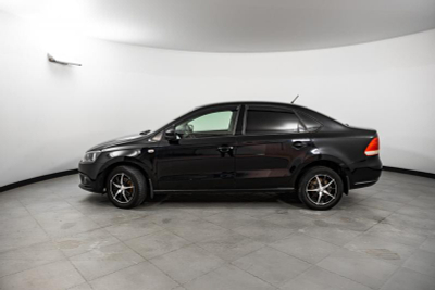 Volkswagen Polo 1.6 MT (105 л. с.)