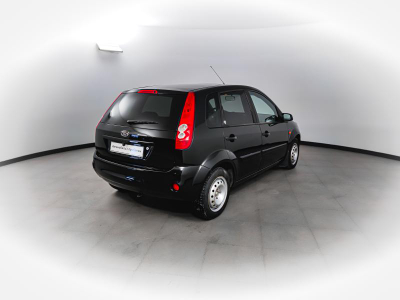 Ford Fiesta 1.4 AT (80 л.с.)