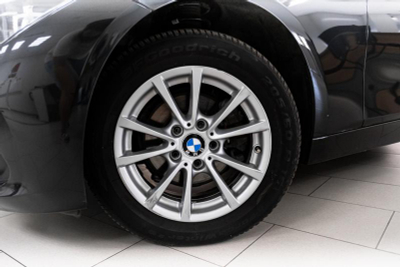 BMW 3 серия 320i AT (184 л. с.)