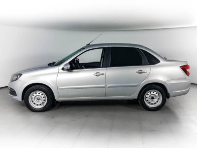 LADA Новая Granta седан 1.6 MT 16 кл (106 л. с.)