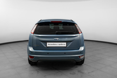 Ford Focus 1.6 MT (116 л. с.)