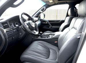 Lexus LX 5.7 AT 4WD (383 л.с.) 570 Black Vision 7 м QB Автомобили с пробегом Шымкент  