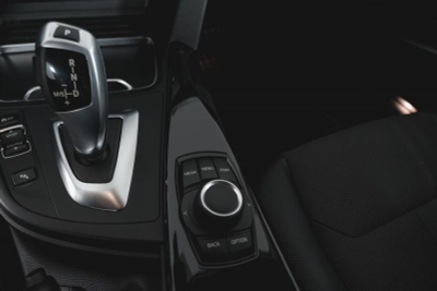 BMW 3 серия 320i AT (184 л. с.)