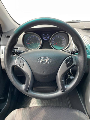 Hyundai 1.6 AT (132 л. с.) Автомобили с пробегом Шымкент  