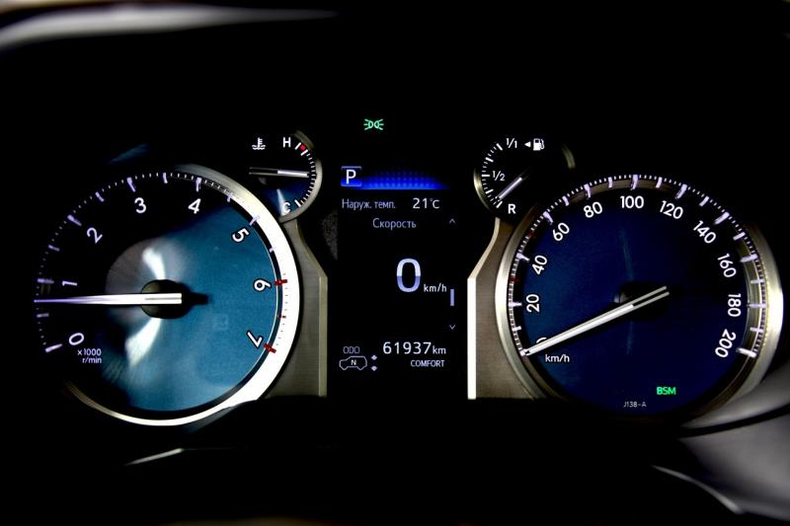 Toyota Land Cruiser Prado 4.0 AT (249 л.с.) 4WD Люкс Safety (7 мест) Автомобили с пробегом Шымкент  