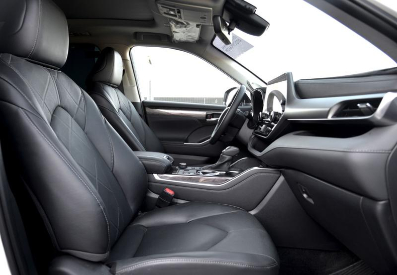 Toyota Highlander NEW 2.4 AT 4WD (249 л.с.) Люкс Safety Автомобили с пробегом Шымкент  