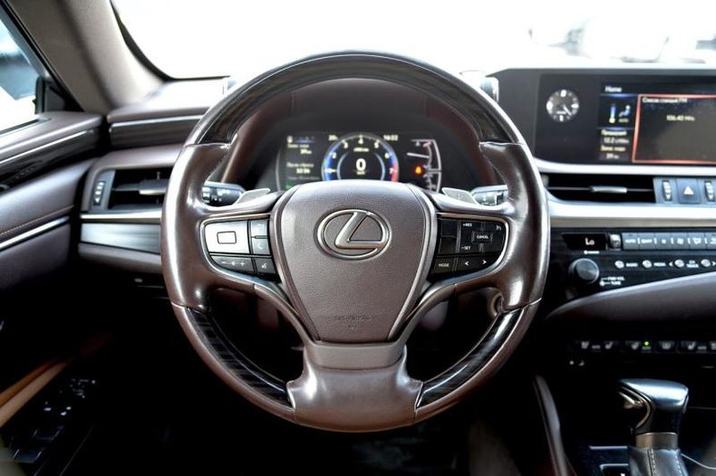 Lexus ES 250 AT (200 л.с.) Premium 28 Автомобили с пробегом Шымкент  